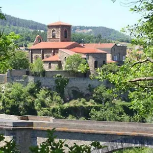 https://appartement-rue-de-combevignouse.hotels-rhonealpes.com